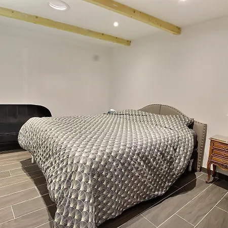 Le Monte Cristo Apartment